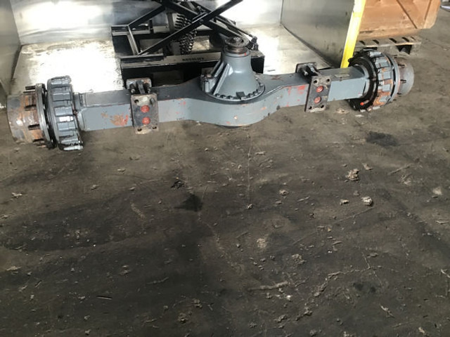 Liebherr Rear Axle - Ось и запчасти: фото 1 Liebherr Rear Axle - Ось и запчасти: фото 1