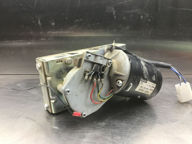 Liebherr Wiper Motor - Щетка стеклоочистителя: фото 1 Liebherr Wiper Motor - Щетка стеклоочистителя: фото 1