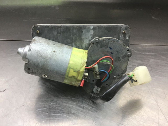 Liebherr Wiper Motor - Щетка стеклоочистителя: фото 1 Liebherr Wiper Motor - Щетка стеклоочистителя: фото 1