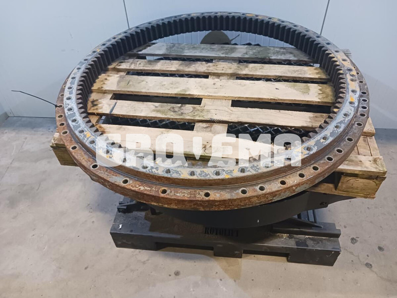 Liebherr R922 LC / R922 NLC / R922 SLC / R922 XLC - Запчасти: фото 1 Liebherr R922 LC / R922 NLC / R922 SLC / R922 XLC - Запчасти: фото 1