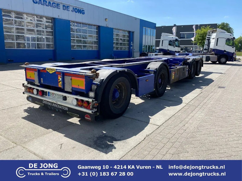 Broshuis 2Connect 2AKCC / 4 Axles / 3x Steering Axle / 2x Lift Axle - Полуприцеп-контейнеровоз/ Сменный кузов: фото 1 Broshuis 2Connect 2AKCC / 4 Axles / 3x Steering Axle / 2x Lift Axle - Полуприцеп-контейнеровоз/ Сменный кузов: фото 1