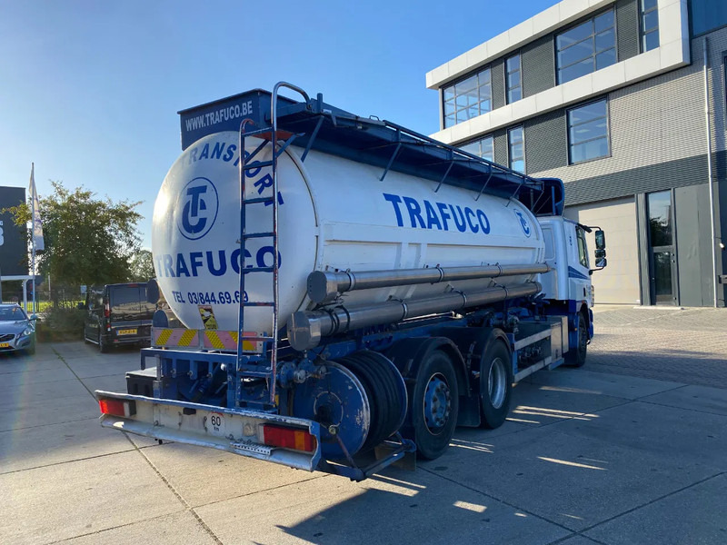 DAF CF 75.310 / Manual / 16000 LT / 5 Compartments / ADR / Euro 3 - Грузовик-цистерна: фото 4 DAF CF 75.310 / Manual / 16000 LT / 5 Compartments / ADR / Euro 3 - Грузовик-цистерна: фото 4