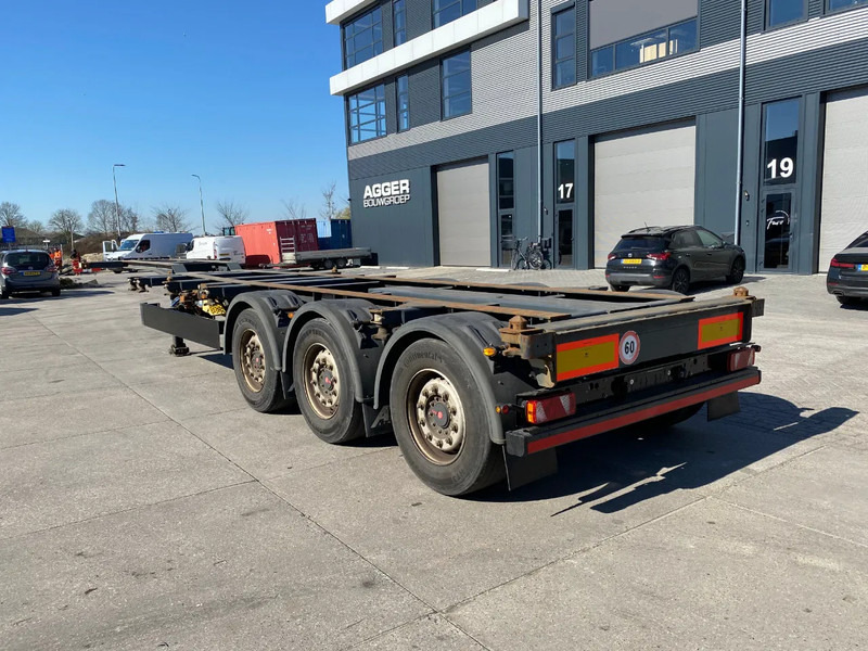 Kögel S24-2 Container Chassis / SAF + Disc / 1x Extendable / 1x Lift Axle - Полуприцеп-контейнеровоз/ Сменный кузов: фото 3 Kögel S24-2 Container Chassis / SAF + Disc / 1x Extendable / 1x Lift Axle - Полуприцеп-контейнеровоз/ Сменный кузов: фото 3