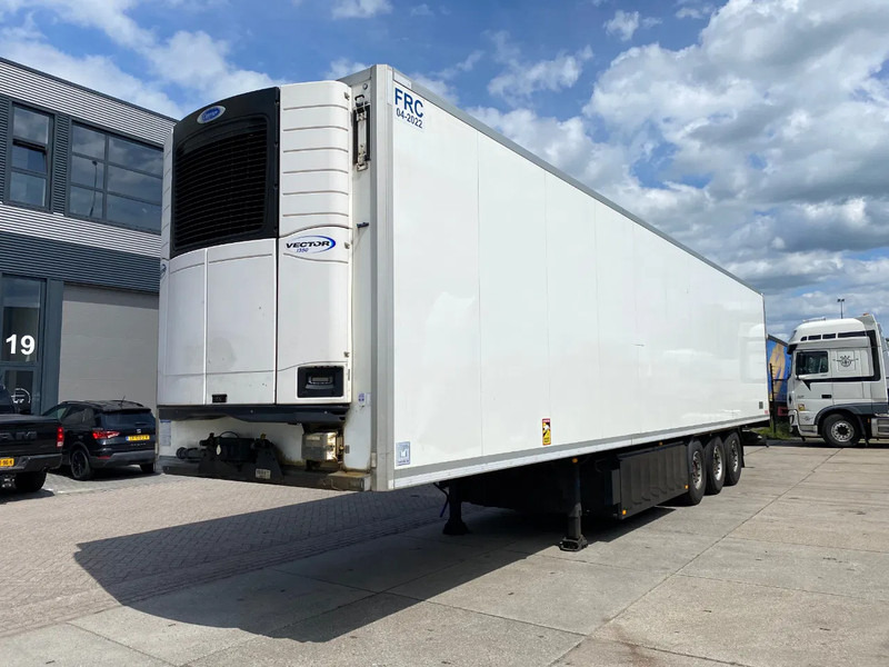 Kögel S24-4 Frigo / Vector 1350 / SAF + Disc / 1x Lift Axle - Полуприцеп-рефрижератор: фото 4 Kögel S24-4 Frigo / Vector 1350 / SAF + Disc / 1x Lift Axle - Полуприцеп-рефрижератор: фото 4