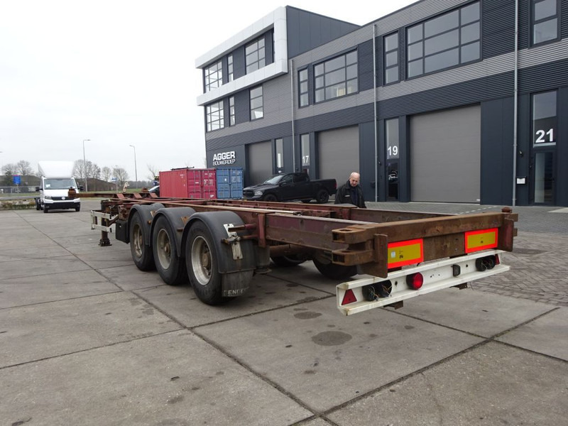 Renders ROC 12.27 Container Chassis / SAF + DRUM - Полуприцеп-контейнеровоз/ Сменный кузов: фото 3 Renders ROC 12.27 Container Chassis / SAF + DRUM - Полуприцеп-контейнеровоз/ Сменный кузов: фото 3