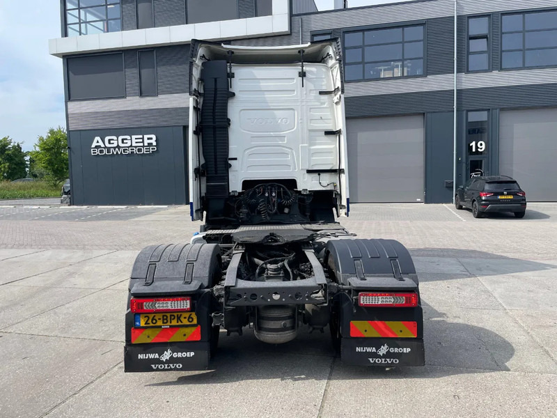 Volvo FH 13.460 Globetrotter / I-save - Тягач: фото 5 Volvo FH 13.460 Globetrotter / I-save - Тягач: фото 5