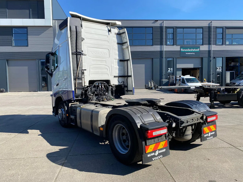 Volvo FH 13.500 Globetrotter XL / I-Park Cool / 2x Tank / Euro 6D - Тягач: фото 4 Volvo FH 13.500 Globetrotter XL / I-Park Cool / 2x Tank / Euro 6D - Тягач: фото 4