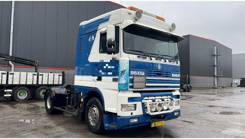DAF TE47XS Manual HOLLAND TRUCK - Тягач: фото 2 DAF TE47XS Manual HOLLAND TRUCK - Тягач: фото 2