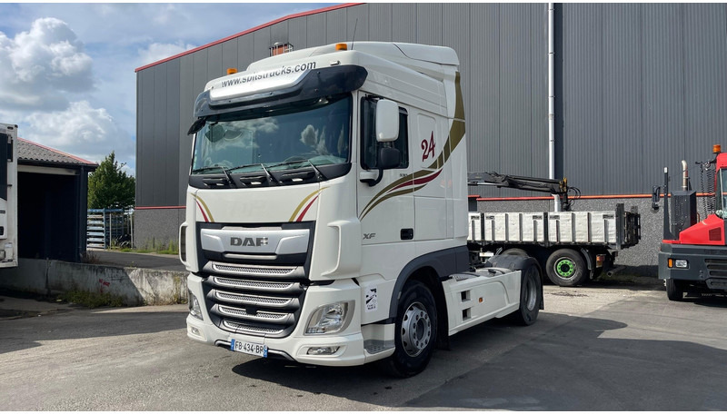 DAF XF 530 Retarder+ Kipperhydrauliek+ koelkast - Тягач: фото 1 DAF XF 530 Retarder+ Kipperhydrauliek+ koelkast - Тягач: фото 1