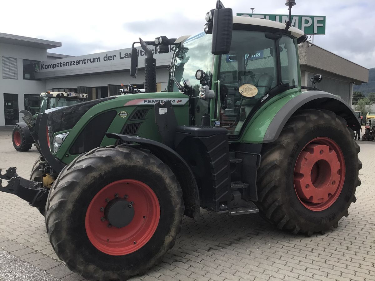 Fendt 714 Vo Vario - Трактор: фото 4 Fendt 714 Vo Vario - Трактор: фото 4