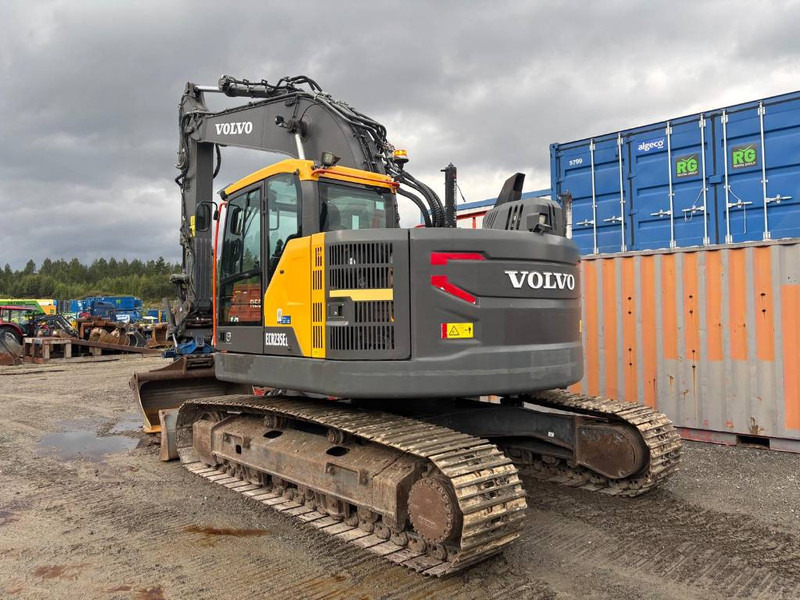 Volvo ECR 235EL - Гусеничный экскаватор: фото 4 Volvo ECR 235EL - Гусеничный экскаватор: фото 4