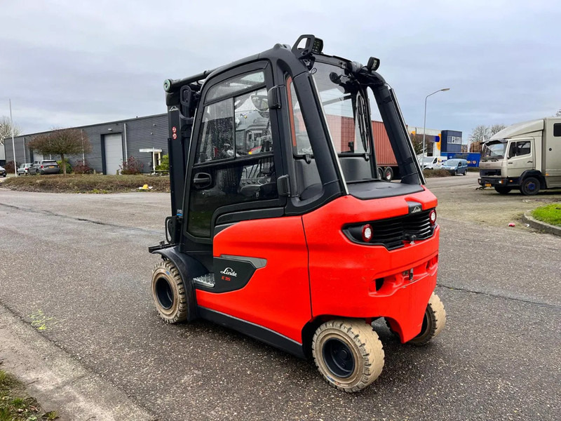 Linde E35HL-01 - Электропогрузчик: фото 5 Linde E35HL-01 - Электропогрузчик: фото 5