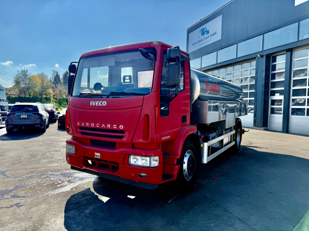 IVECO 180E28 4x2 Milchtank - Грузовик-цистерна: фото 1 IVECO 180E28 4x2 Milchtank - Грузовик-цистерна: фото 1