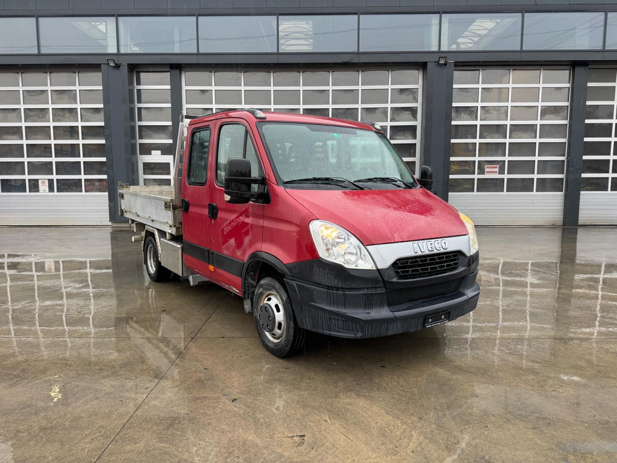 IVECO 35C15 Daily 4x2 - Малотоннажный самосвал, Грузопассажирский фургон: фото 3 IVECO 35C15 Daily 4x2 - Малотоннажный самосвал, Грузопассажирский фургон: фото 3