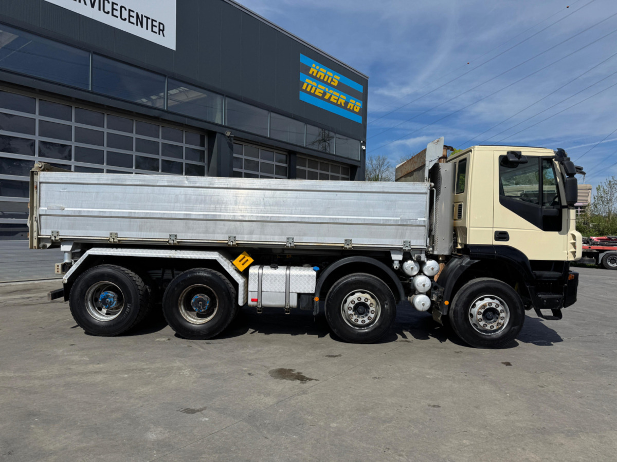 IVECO Trakker 450 8x4 - Самосвал: фото 5 IVECO Trakker 450 8x4 - Самосвал: фото 5