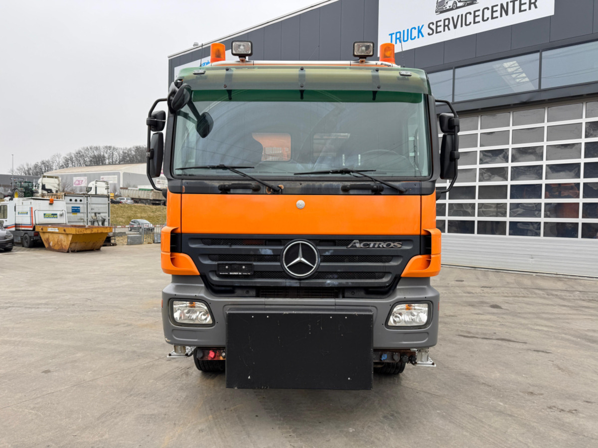 MERCEDES Actros 1841 4x4 mit Schneeplfug - Самосвал: фото 3 MERCEDES Actros 1841 4x4 mit Schneeplfug - Самосвал: фото 3