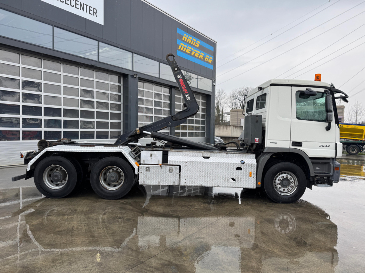 MERCEDES Actros 2644 6x4 Hiab - Крюковой мультилифт: фото 3 MERCEDES Actros 2644 6x4 Hiab - Крюковой мультилифт: фото 3