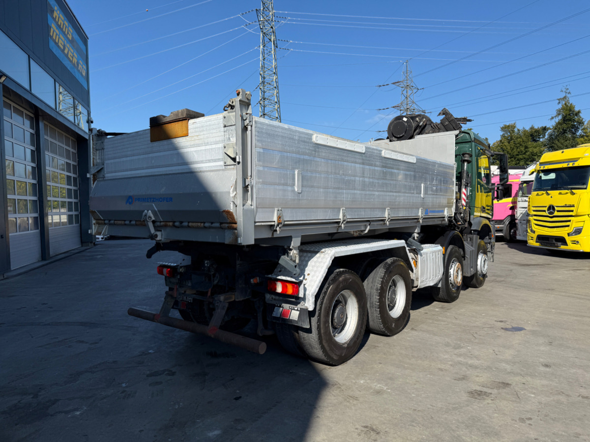 Самосвал, Автоманипулятор MERCEDES Arocs 3242 8x4 Hiab 166-4: фото 7