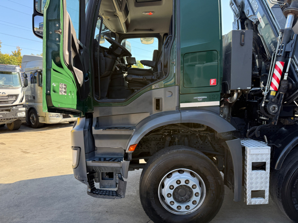 Самосвал, Автоманипулятор MERCEDES Arocs 3242 8x4 Hiab 166-4: фото 16