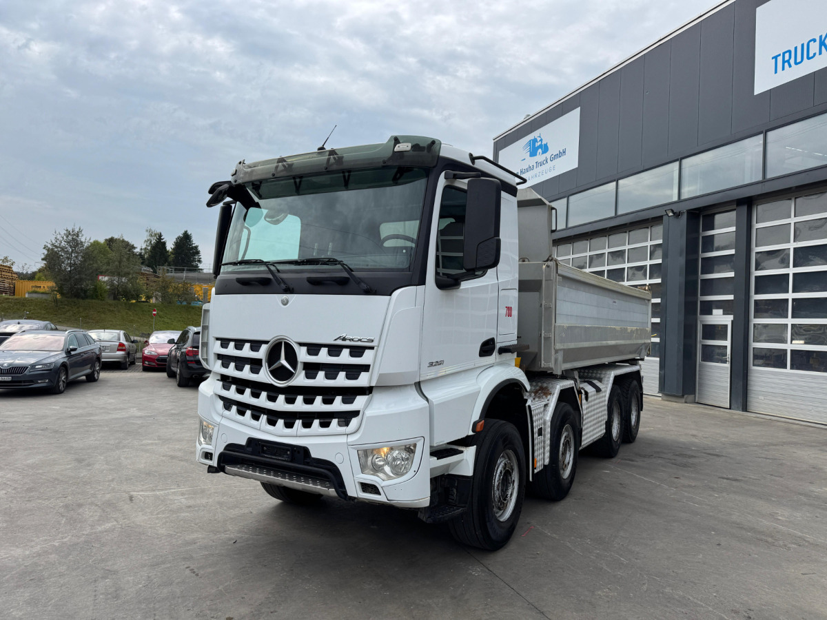 MERCEDES Arocs 3251 8x4 2 Seitenkipper Bormatik - Самосвал: фото 1 MERCEDES Arocs 3251 8x4 2 Seitenkipper Bormatik - Самосвал: фото 1