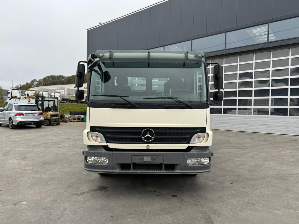 MERCEDES Atego 1329 4x2 Hiab 088-2 - Самосвал, Автоманипулятор: фото 3 MERCEDES Atego 1329 4x2 Hiab 088-2 - Самосвал, Автоманипулятор: фото 3