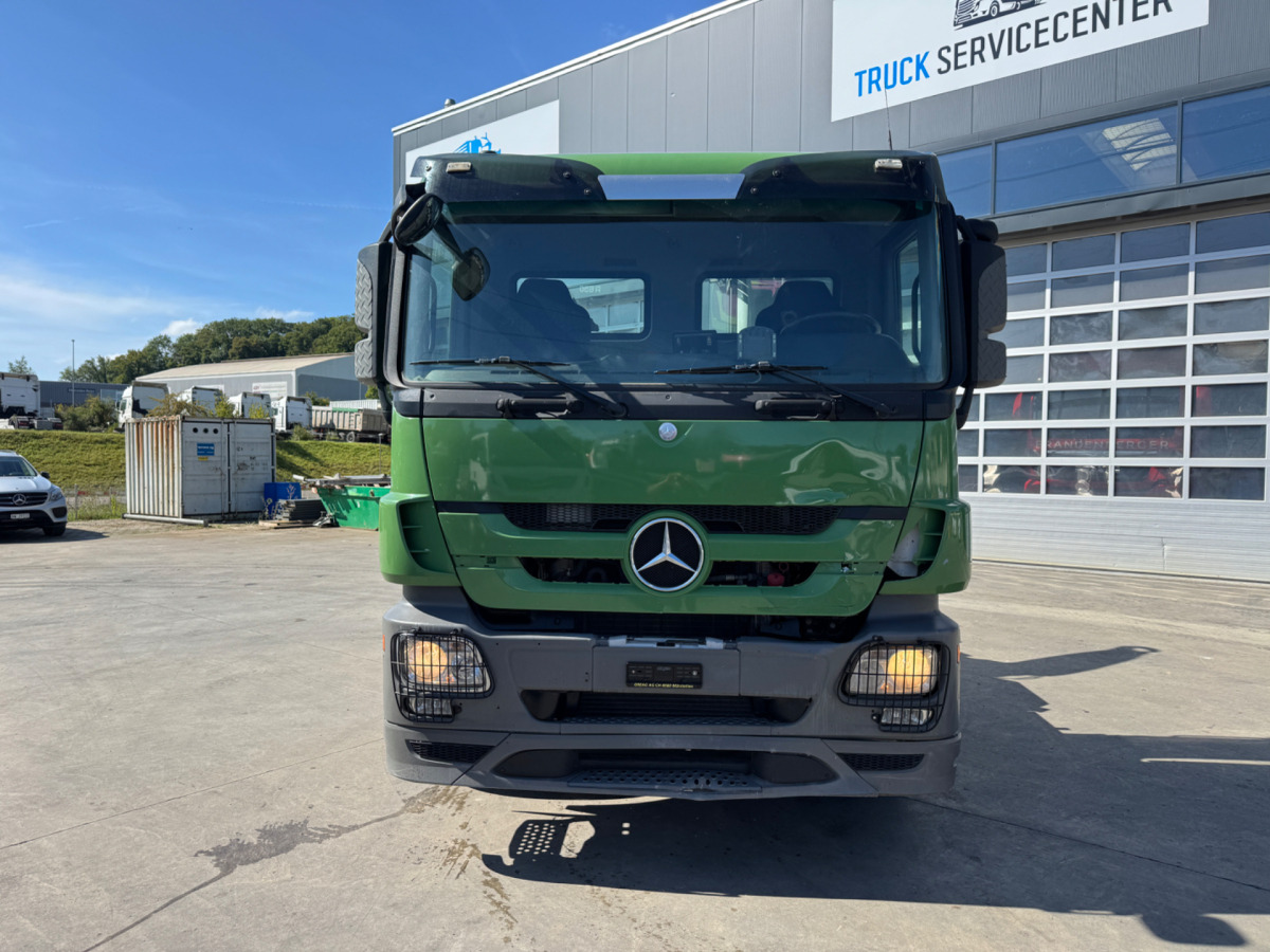MERCEDES BENZ ACTROS 4448 - Крюковой мультилифт: фото 2 MERCEDES BENZ ACTROS 4448 - Крюковой мультилифт: фото 2