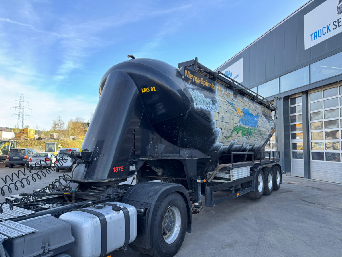 SPITZER Spitzer Silo 37m3 - Полуприцеп цистерна для сыпучих грузов: фото 1 SPITZER Spitzer Silo 37m3 - Полуприцеп цистерна для сыпучих грузов: фото 1