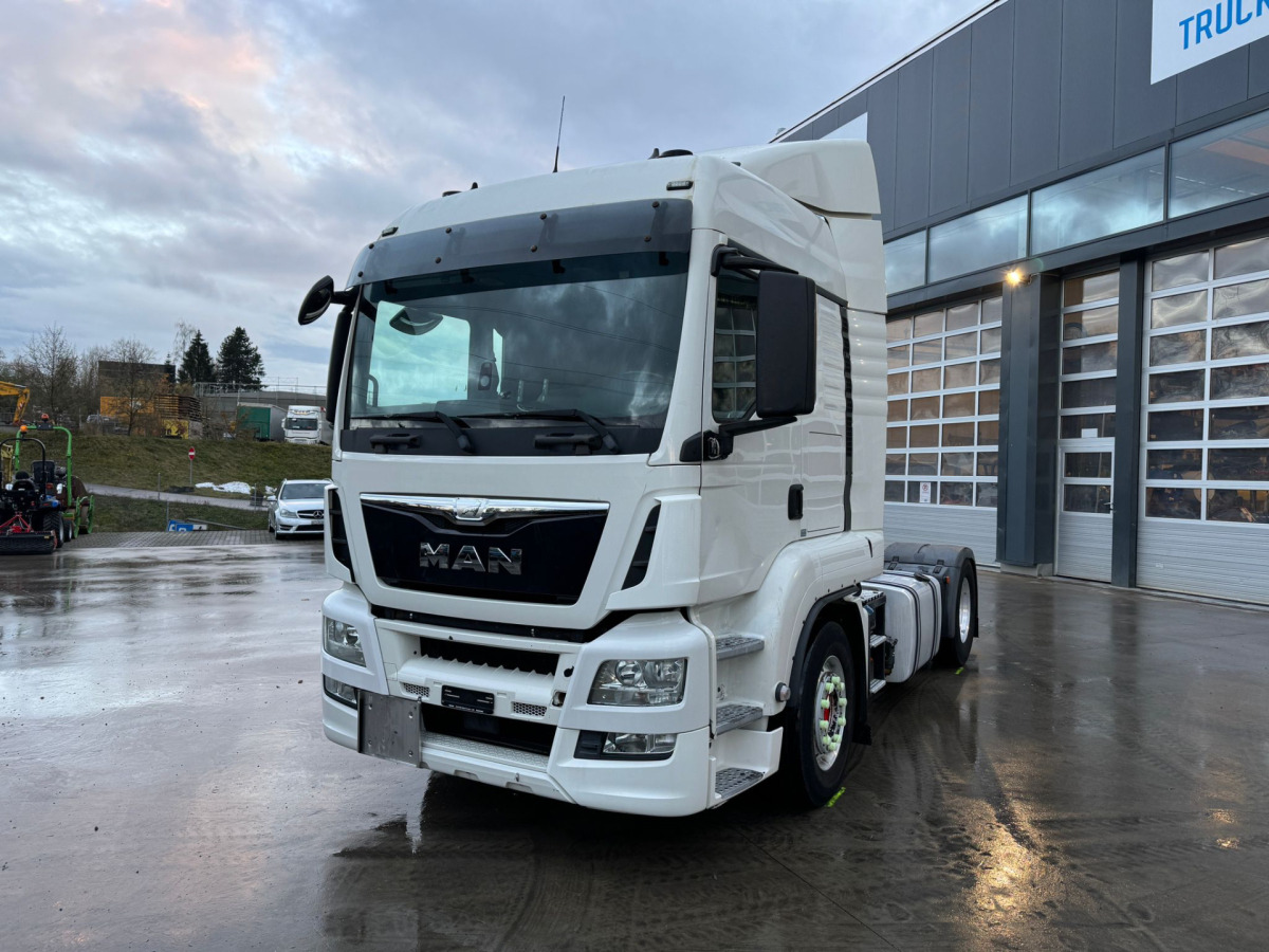 MAN TGS 18.440 ADR Nebenabtrieb Getriebe - Тягач: фото 1 MAN TGS 18.440 ADR Nebenabtrieb Getriebe - Тягач: фото 1