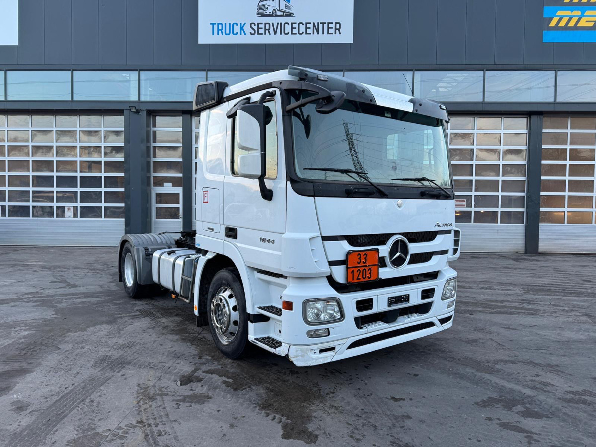 MERCEDES Actros 1844 4x2 ADR - Тягач: фото 3 MERCEDES Actros 1844 4x2 ADR - Тягач: фото 3