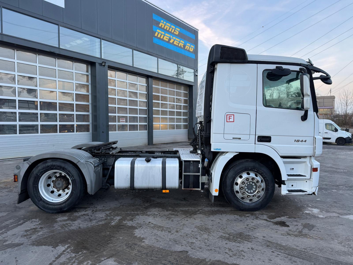 MERCEDES Actros 1844 4x2 ADR - Тягач: фото 4 MERCEDES Actros 1844 4x2 ADR - Тягач: фото 4