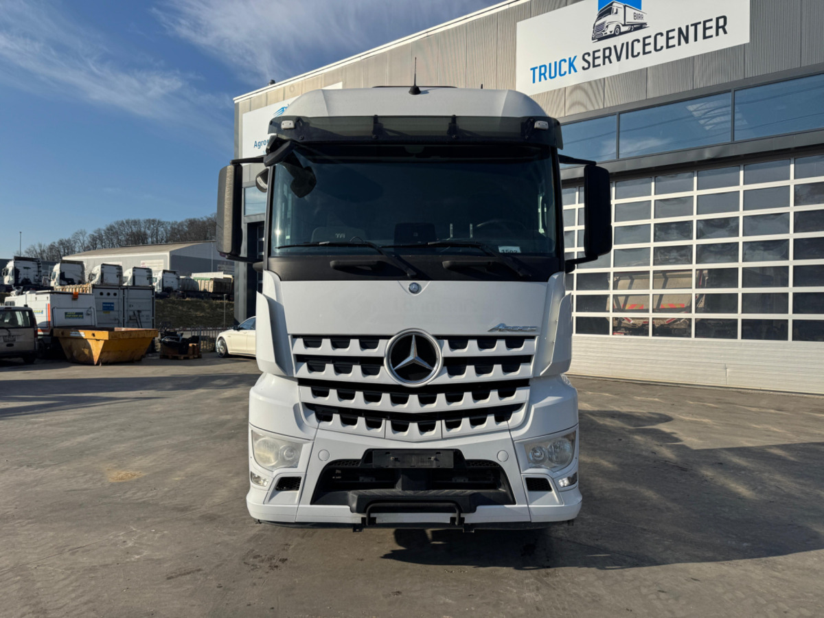 MERCEDES Arocs 1851 4x4H Kipphydraulik - Тягач: фото 2 MERCEDES Arocs 1851 4x4H Kipphydraulik - Тягач: фото 2