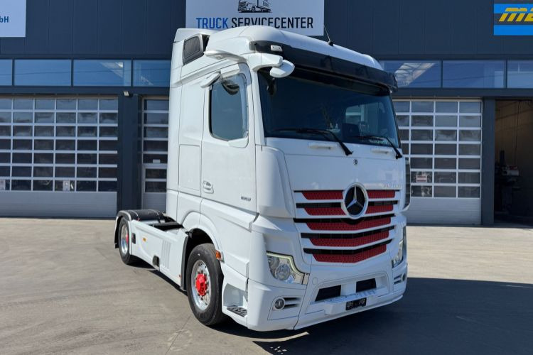 Mercedes-Benz Actros 1851 4x4 Hydraulik - Тягач: фото 3 Mercedes-Benz Actros 1851 4x4 Hydraulik - Тягач: фото 3