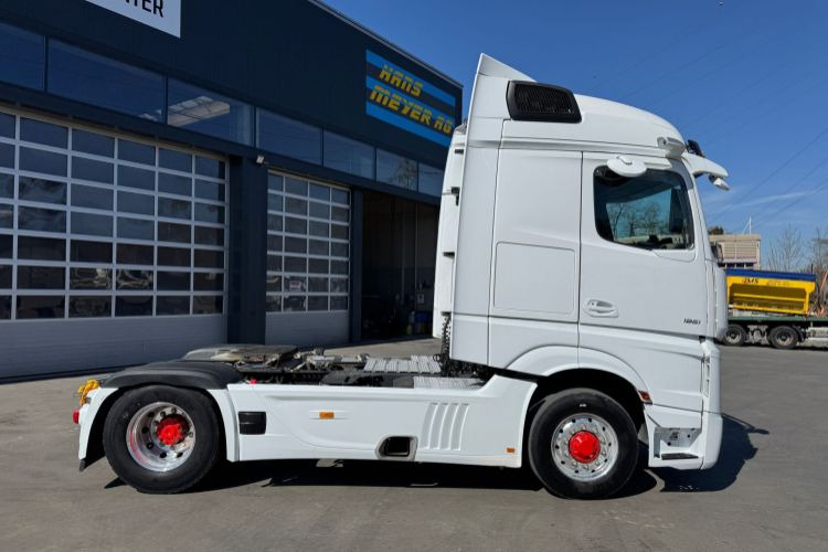 Mercedes-Benz Actros 1851 4x4 Hydraulik - Тягач: фото 4 Mercedes-Benz Actros 1851 4x4 Hydraulik - Тягач: фото 4