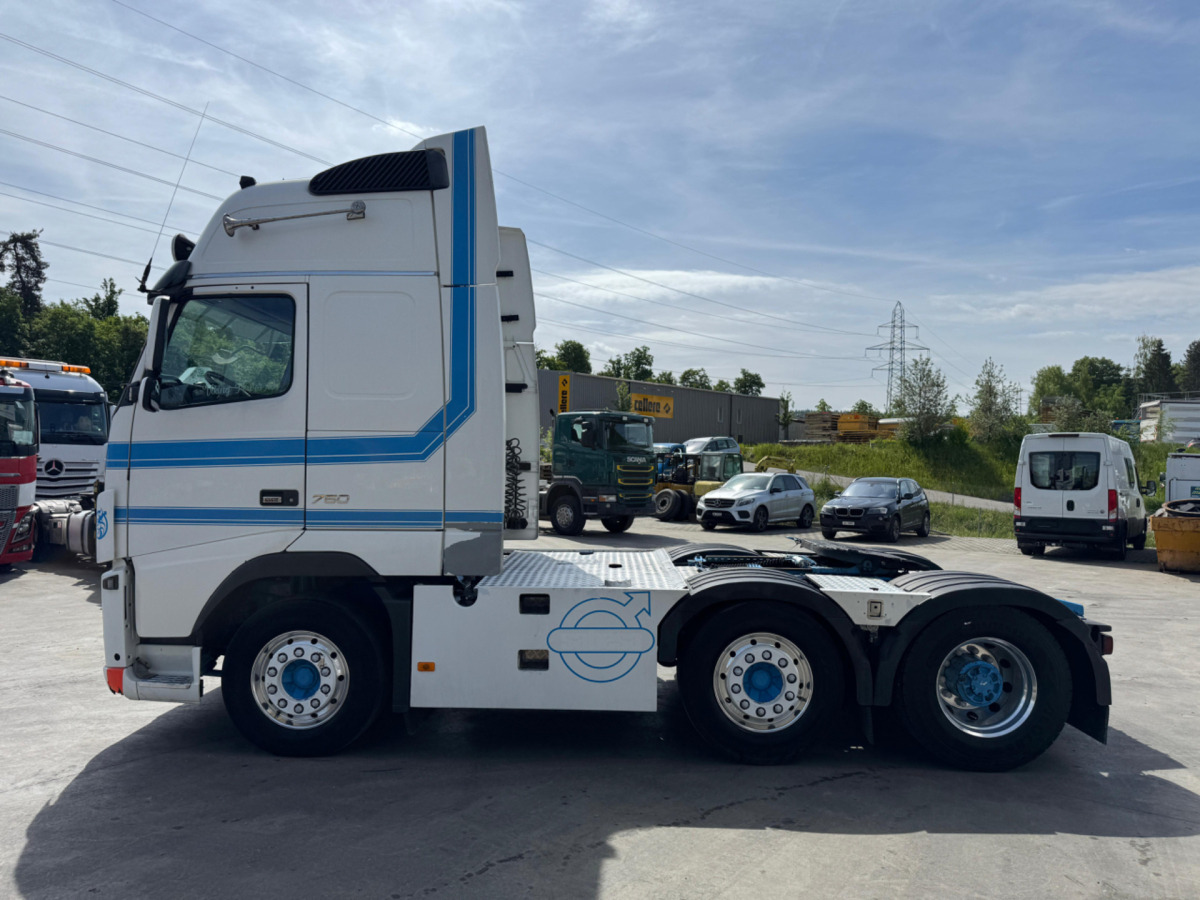 Тягач VOLVO FH16-750 6x2: фото 7