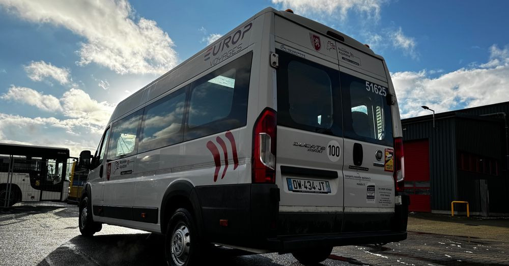 Fiat Ducato / 17 miejsc / EURO 6/ IGŁA !!!/ Cena:75000 zł netto - Микроавтобус, Пассажирский фургон: фото 4 Fiat Ducato / 17 miejsc / EURO 6/ IGŁA !!!/ Cena:75000 zł netto - Микроавтобус, Пассажирский фургон: фото 4
