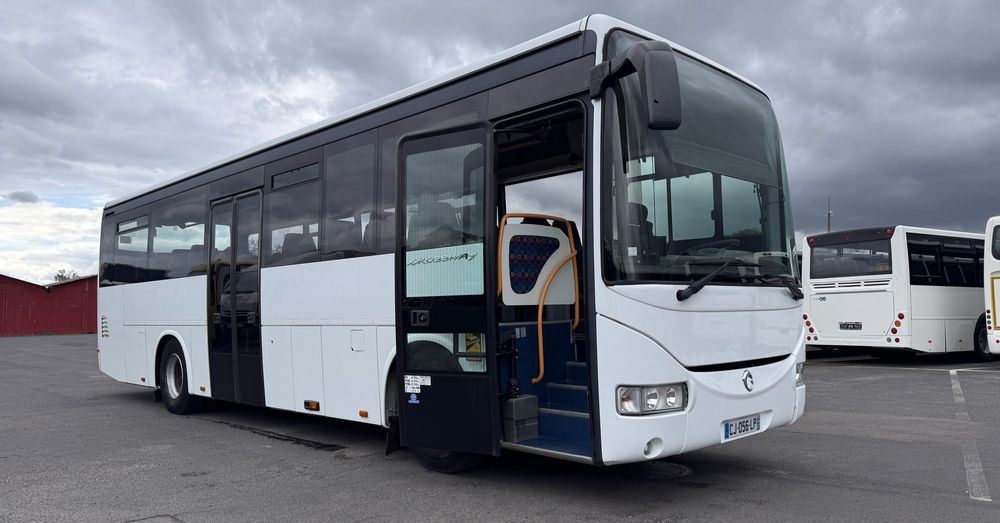 Irisbus KRÓTKI 10,5 metra /Crossway / 46 miejsc/ mały przebieg / CENA: 87000zł netto - Городской автобус: фото 1 Irisbus KRÓTKI 10,5 metra /Crossway / 46 miejsc/ mały przebieg / CENA: 87000zł netto - Городской автобус: фото 1