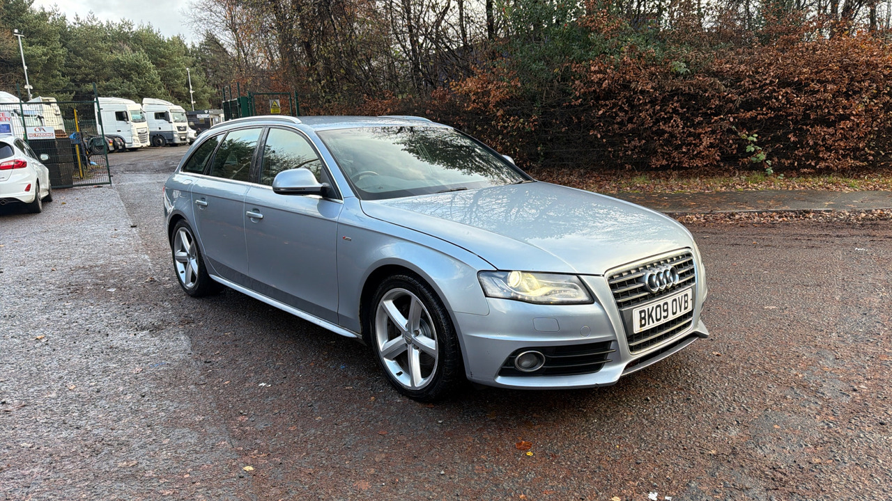 AUDI A4 2.0 TDI 143PS - Универсал: фото 1 AUDI A4 2.0 TDI 143PS - Универсал: фото 1