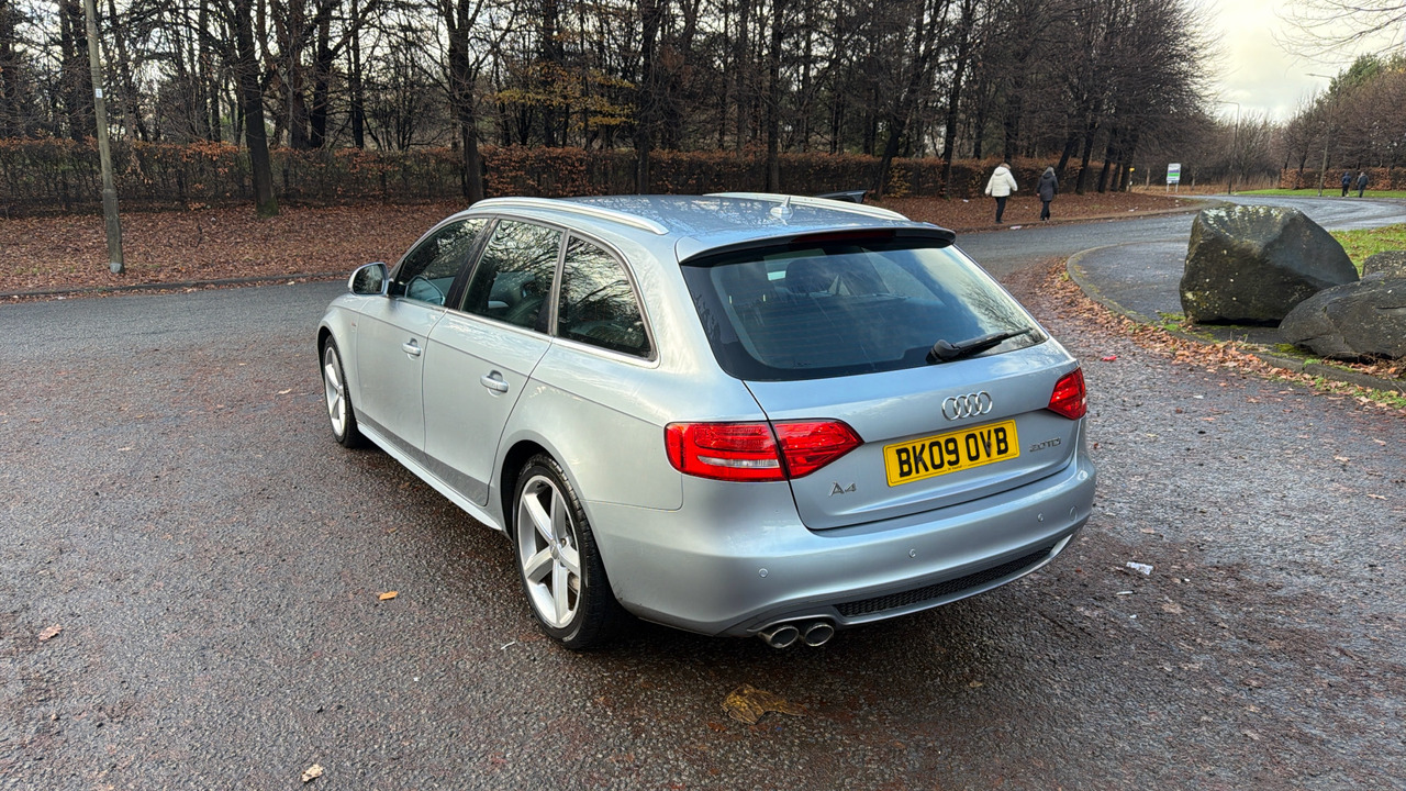 AUDI A4 2.0 TDI 143PS - Универсал: фото 3 AUDI A4 2.0 TDI 143PS - Универсал: фото 3