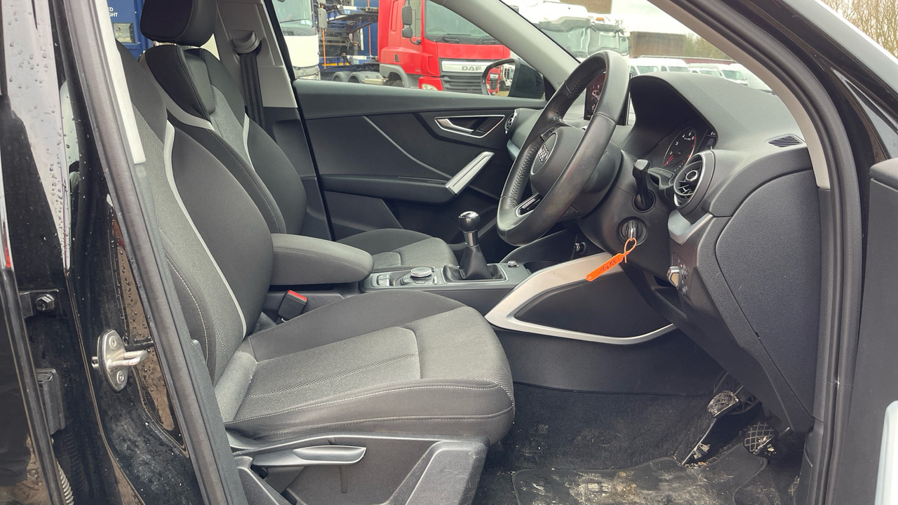 AUDI Q2 35 1.5 TFSI Sport - Универсал: фото 5 AUDI Q2 35 1.5 TFSI Sport - Универсал: фото 5