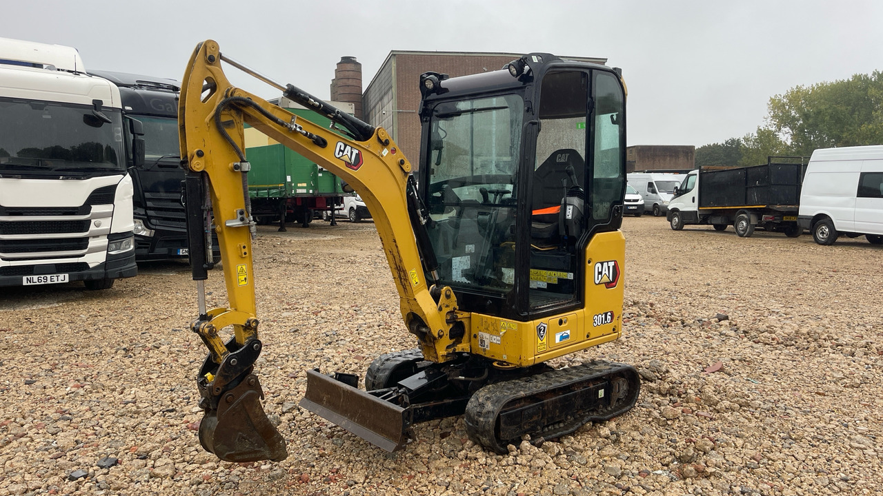 CATERPILLAR 301.6 - Мини-экскаватор: фото 2 CATERPILLAR 301.6 - Мини-экскаватор: фото 2