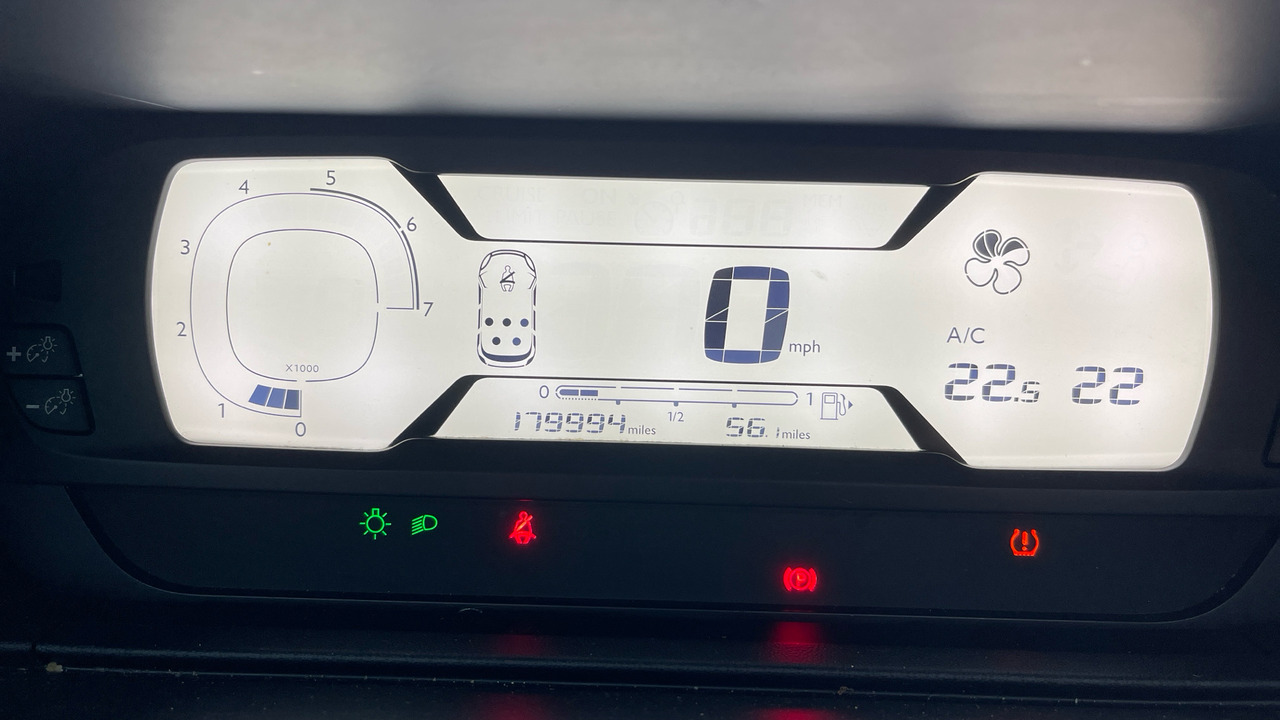 Легковой автомобиль CITROEN GRAND C4 PICASSO 1.6 BLUE HDI 100PS: фото 6 Легковой автомобиль CITROEN GRAND C4 PICASSO 1.6 BLUE HDI 100PS: фото 6