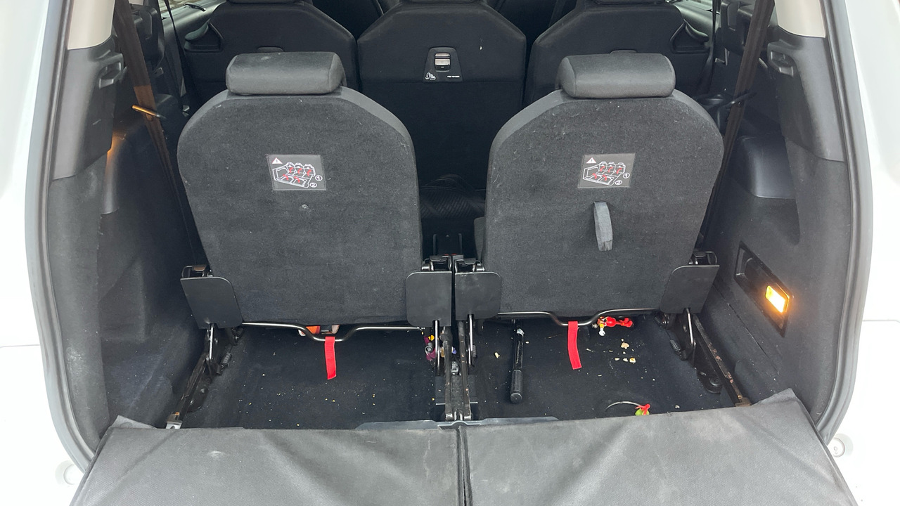 Легковой автомобиль CITROEN GRAND C4 PICASSO 1.6 BLUE HDI 100PS: фото 17 Легковой автомобиль CITROEN GRAND C4 PICASSO 1.6 BLUE HDI 100PS: фото 17