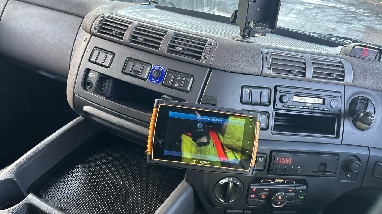 Грузовик с закрытым кузовом DAF CF 260: фото 7 Грузовик с закрытым кузовом DAF CF 260: фото 7