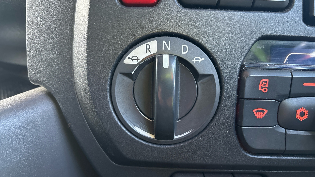 Грузовик с закрытым кузовом DAF CF 260: фото 14 Грузовик с закрытым кузовом DAF CF 260: фото 14