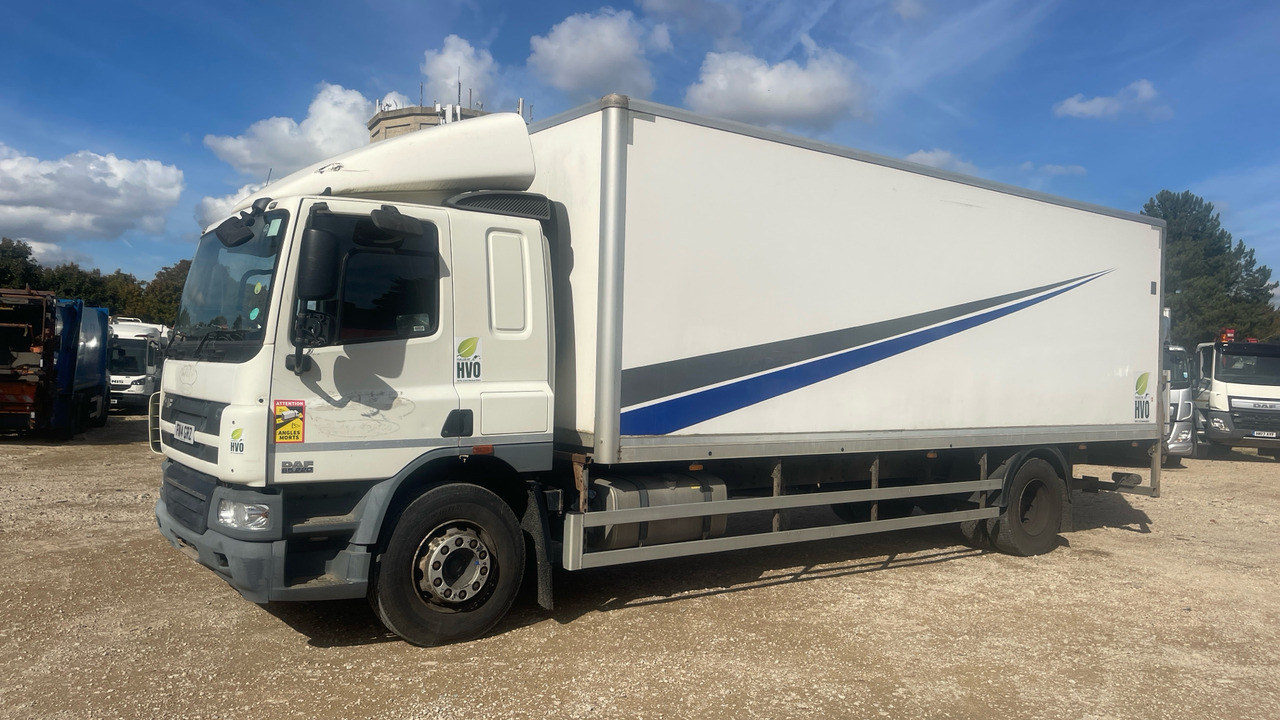 DAF CF 65.220 - Грузовик с закрытым кузовом: фото 2 DAF CF 65.220 - Грузовик с закрытым кузовом: фото 2