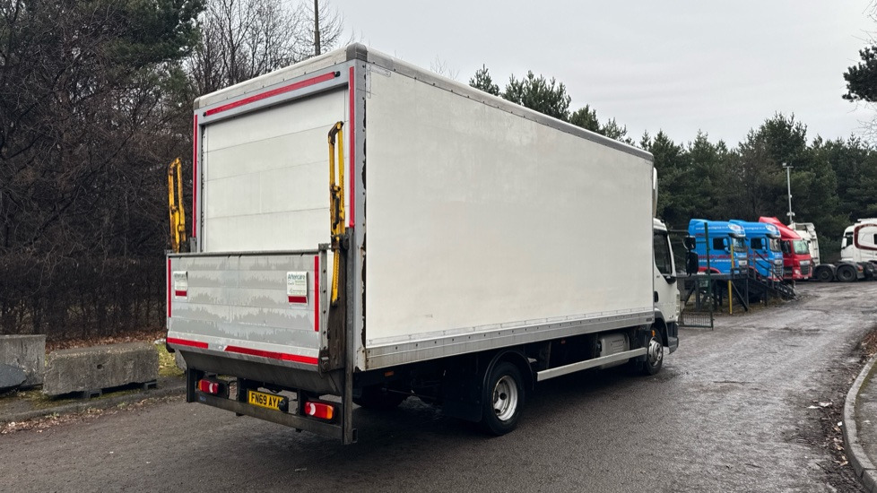 DAF LF 180 - Грузовик с закрытым кузовом: фото 4 DAF LF 180 - Грузовик с закрытым кузовом: фото 4