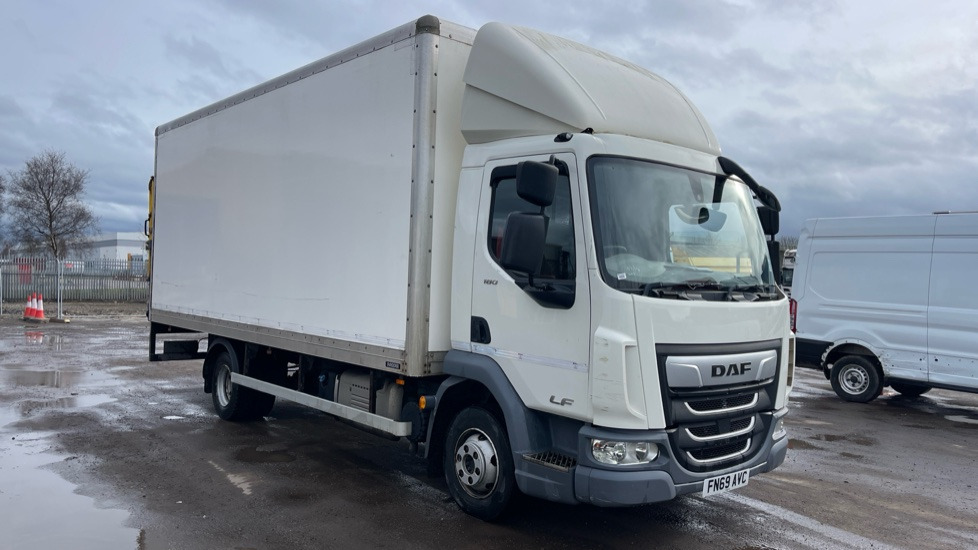 DAF LF 180 - Грузовик с закрытым кузовом: фото 1 DAF LF 180 - Грузовик с закрытым кузовом: фото 1