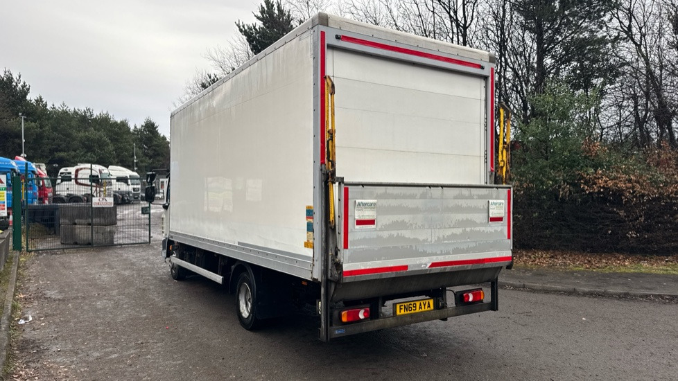 DAF LF 180 - Грузовик с закрытым кузовом: фото 3 DAF LF 180 - Грузовик с закрытым кузовом: фото 3