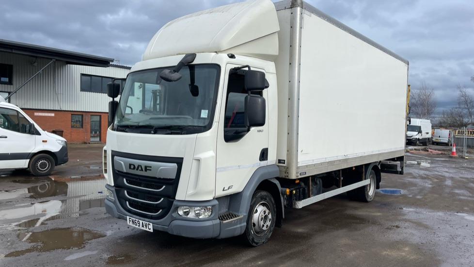 DAF LF 180 - Грузовик с закрытым кузовом: фото 2 DAF LF 180 - Грузовик с закрытым кузовом: фото 2