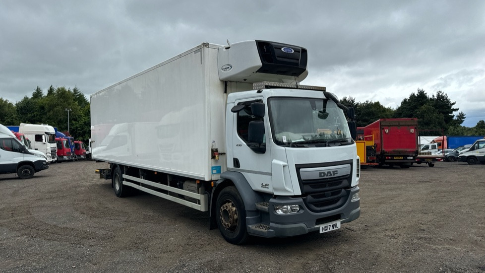 DAF LF 230 EURO 6 18 TONNE - Рефрижератор: фото 1 DAF LF 230 EURO 6 18 TONNE - Рефрижератор: фото 1